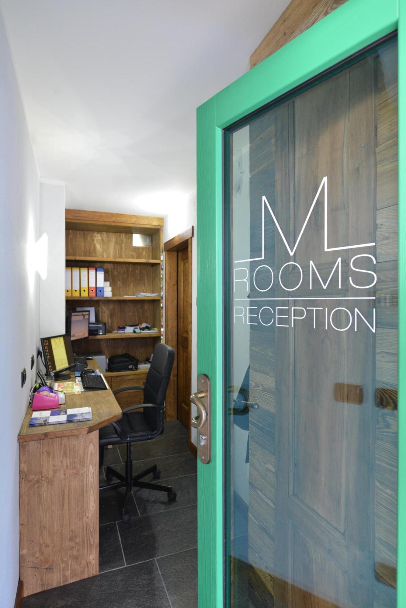 بيريوِل تْشيرفينيا Mollino Rooms المظهر الخارجي الصورة