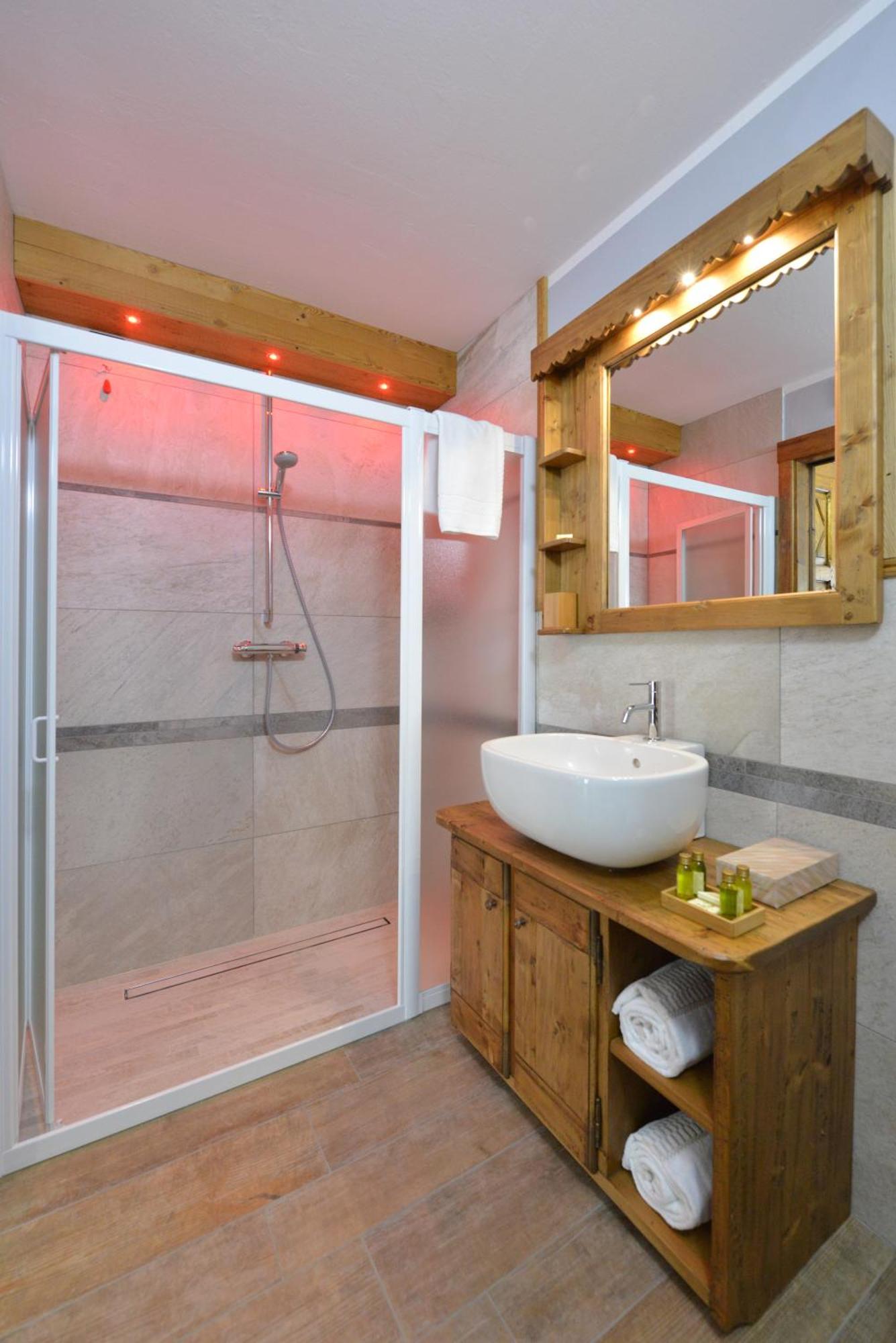 بيريوِل تْشيرفينيا Mollino Rooms المظهر الخارجي الصورة